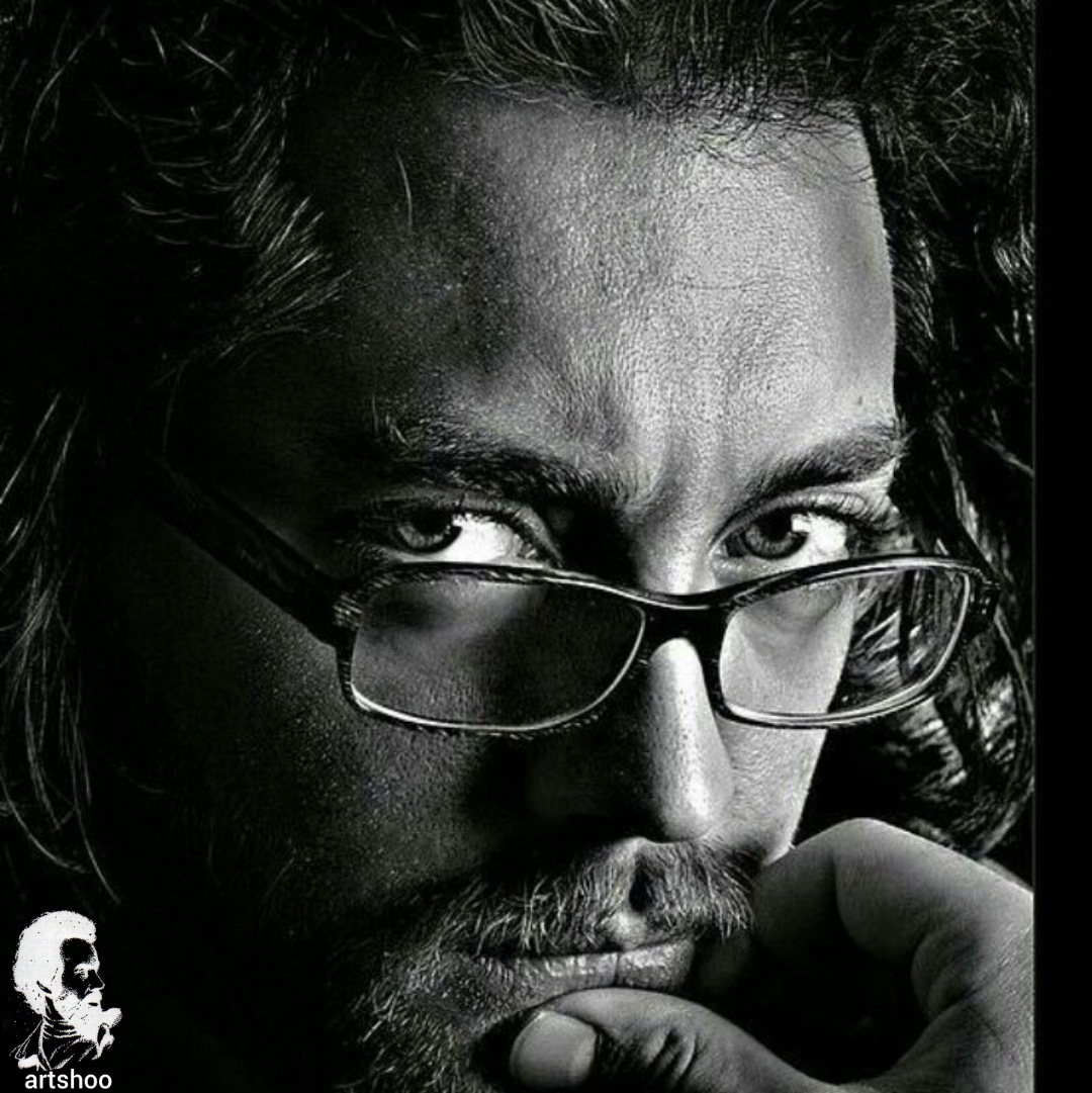 مدل پرتره سیاه قلم